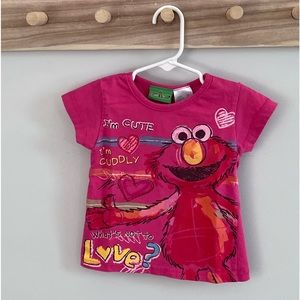 Sesame Street Elmo pink short sleeve Tee in Girls Size 3T (Toddler)